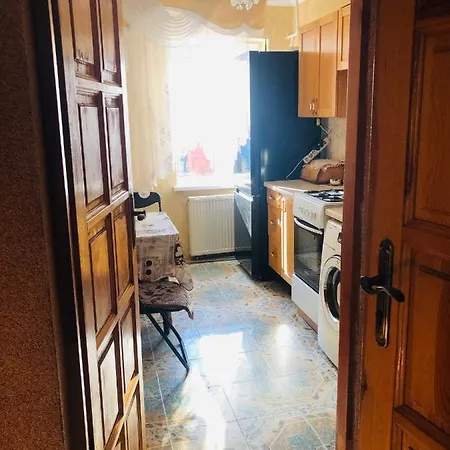апартамени 1 кімнатна суховоля Apartamento *