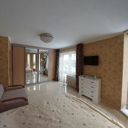 апартамени 1 кімнатна суховоля Apartament *